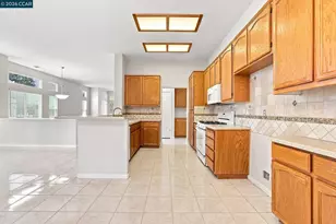 731 Central Park Pl, Brentwood, CA 94513 - Photo 17