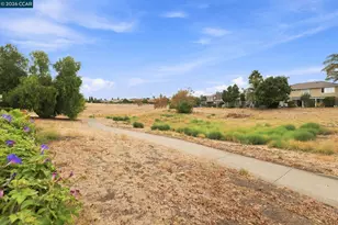 731 Central Park Pl, Brentwood, CA 94513 - Photo 31