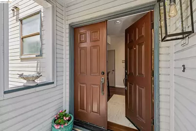 3300 Southridge Dr, Richmond, CA 94806 - Photo 7