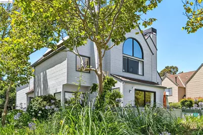 3300 Southridge Dr, Richmond, CA 94806 - Photo 3