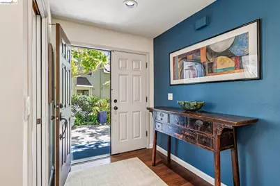 3300 Southridge Dr, Richmond, CA 94806 - Photo 1