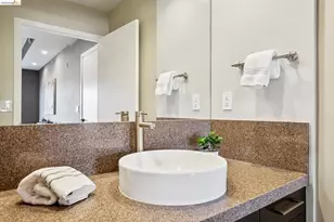 6465 San Pablo Ave, Oakland, CA 94608 - Photo 29
