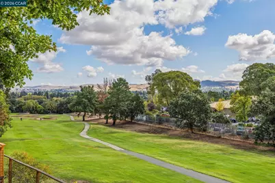 1652 Siskiyou Dr, Walnut Creek, CA 94598 - Photo 9