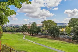1652 Siskiyou Dr, Walnut Creek, CA 94598 - Photo 9