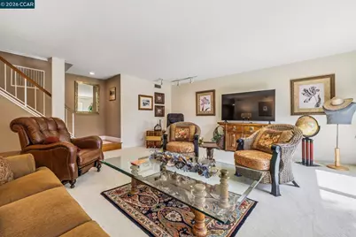 1652 Siskiyou Dr, Walnut Creek, CA 94598 - Photo 27