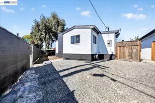 605 Tyler St, Oakland, CA 94603 - Photo 5