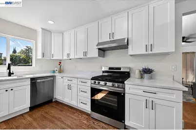 605 Tyler St, Oakland, CA 94603 - Photo 11