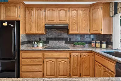 3299 Hermosa St, Pinole, CA 94564 - Photo 29
