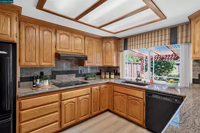 3299 Hermosa St, Pinole, CA 94564 - Photo 27