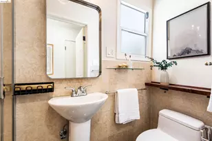 5800 St Paul Ct, Oakland, CA 94618 - Photo 51