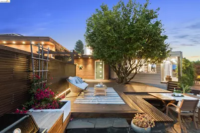 5800 Saint Paul Ct, Oakland, CA 94618 - Photo 5