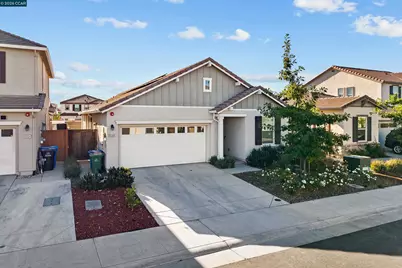 8300 Kevin Whiteley Dr, Elk Grove, CA 95757 - Photo 3