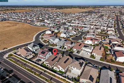 8300 Kevin Whiteley Dr, Elk Grove, CA 95757 - Photo 7