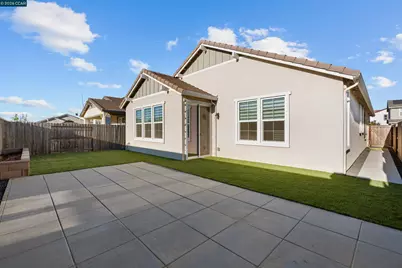 8300 Kevin Whiteley Dr, Elk Grove, CA 95757 - Photo 49