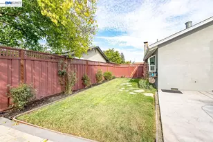217 Elvira St, Livermore, CA 94550 - Photo 43