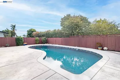 217 Elvira St, Livermore, CA 94550 - Photo 47