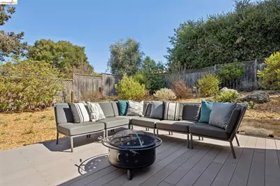 1879 Tulare Ave, Richmond, CA 94805 - Photo 17