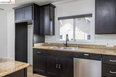 1918 62nd Ave, Oakland, CA 94621 - Photo 3