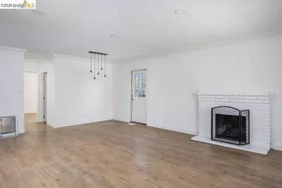 1918 62nd Ave, Oakland, CA 94621 - Photo 9