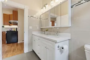560 45th St, Oakland, CA 94609 - Photo 39