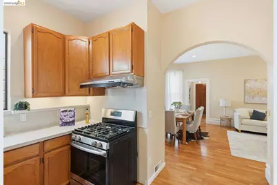 560 45th St, Oakland, CA 94609 - Photo 53