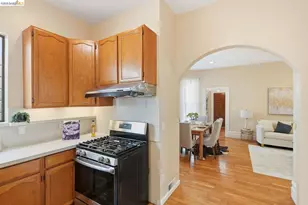 560 45th St, Oakland, CA 94609 - Photo 53