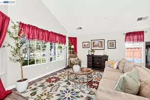 36 Marcia Ct, Livermore, CA 94550 - Photo 9