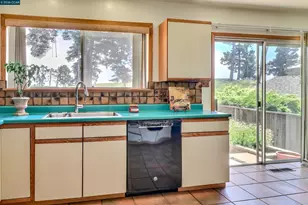 6830 Del Monte Ave, Richmond, CA 94805 - Photo 15