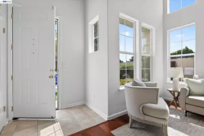 4252 Escudo Ct, Dublin, CA 94568 - Photo 3