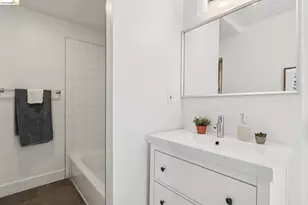916 Arlington Ave, Oakland, CA 94608 - Photo 35