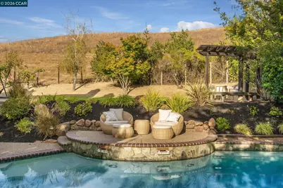 7 Eastward Ln, Danville, CA 94506 - Photo 35