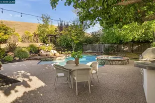 7 Eastward Ln, Danville, CA 94506 - Photo 37