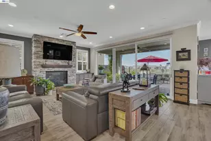 17863 Eastman Ct, Lathrop, CA 95330 - Photo 7