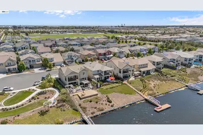 17863 Eastman Ct, Lathrop, CA 95330 - Photo 43