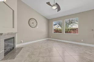 2419 Imperial Ct, Discovery Bay, CA 94505 - Photo 37