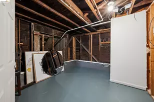 1161 61st St, Oakland, CA 94608 - Photo 37