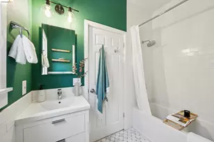 1161 61st St, Oakland, CA 94608 - Photo 17