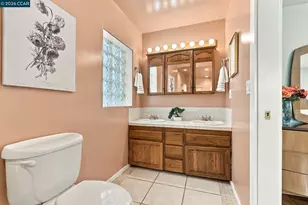 3334 Harrison St, Oakland, CA 94611 - Photo 31