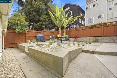 3334 Harrison St, Oakland, CA 94611 - Photo 37