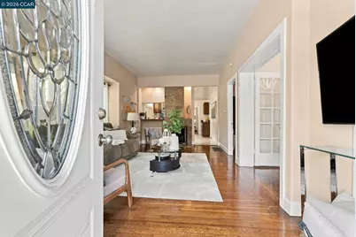 3334 Harrison St, Oakland, CA 94611 - Photo 5