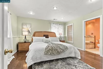 3334 Harrison St, Oakland, CA 94611 - Photo 17