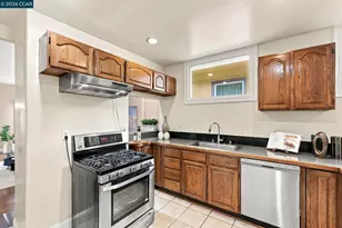 3334 Harrison St, Oakland, CA 94611 - Photo 11