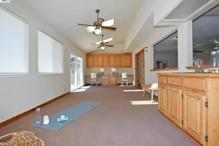 3585 Deer Park Ct, Hayward, CA 94542 - Photo 9