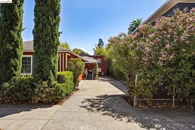 2218 Parker St, Berkeley, CA 94704 - Photo 31