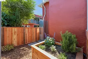 2218 Parker St, Berkeley, CA 94704 - Photo 27