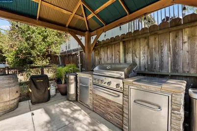 3611 Sunview Ct, Concord, CA 94520 - Photo 41