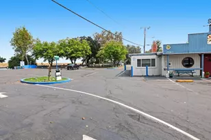1742 Harbor Dr, Isleton, CA 95641 - Photo 29