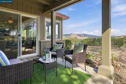 1138 Skycrest Dr #8, Walnut Creek, CA 94595 - Photo 27