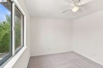 3276 Konig Ct, Stockton, CA 95206 - Photo 29