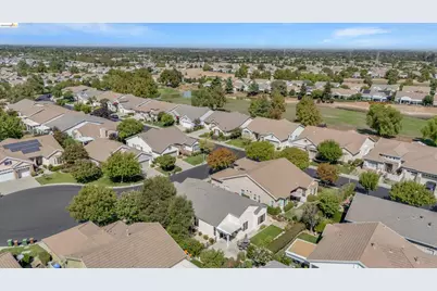 1852 Island Park Pl, Brentwood, CA 94513 - Photo 37